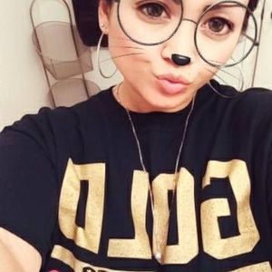 Meet your Posher, Diana